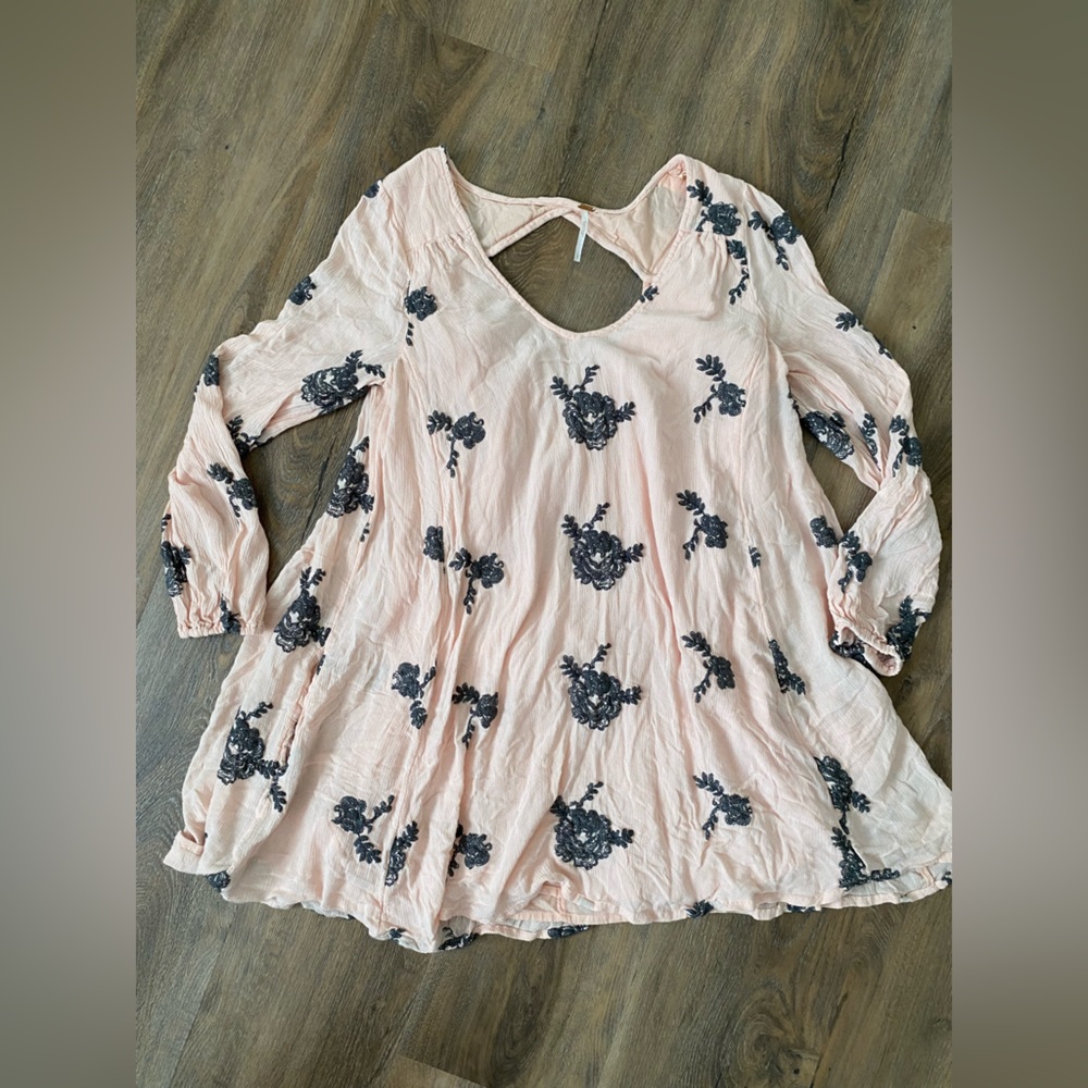 ☘️Free People Emma’s mini dress, size large, pink and grey - Picture 4 of 9